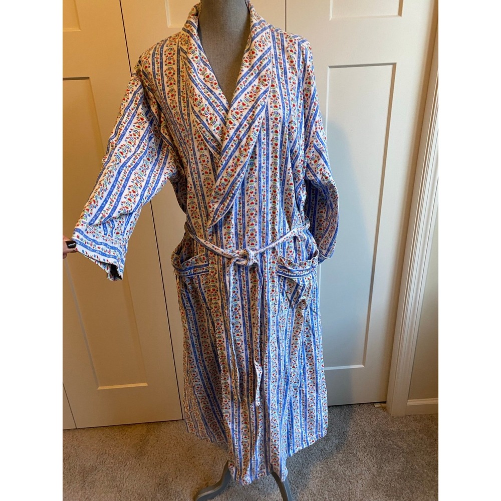 Vintage Lanz Of Salzburg Cotton Flannel Robe Lounge Wear Large Floral Heart s53b